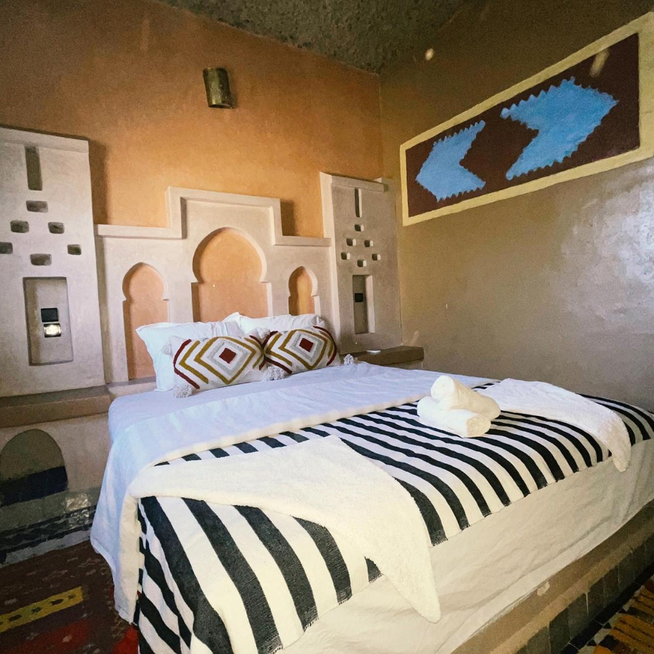 Riad Hassi Labied เมอร์ซูกา ภายนอก รูปภาพ